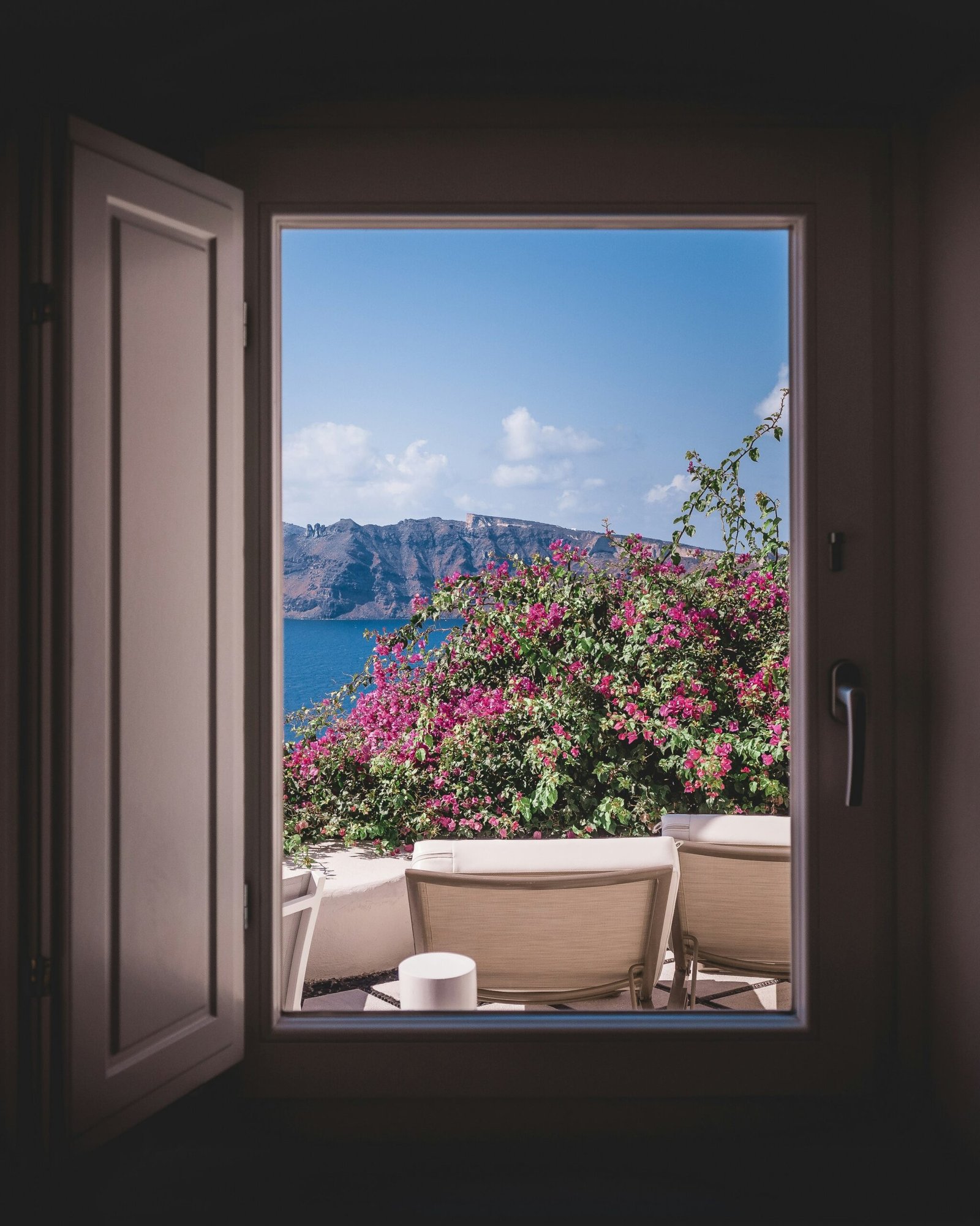 Professional interior window cleaning service in Brisbane